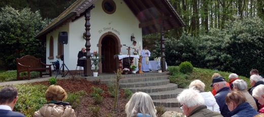 1. Mai Maiandacht in der St. Josef Kapelle Macherbach